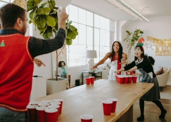 Beer Pong: Tra Sport e Divertimento, la Rivoluzione del Tavolo da Gioco